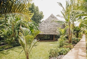 Deluxe Garden Bungalow with Partial Sea View