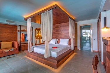 Luxury Suites with Private Pool