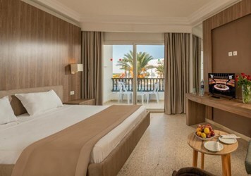 Standard Room Sea & Pool View