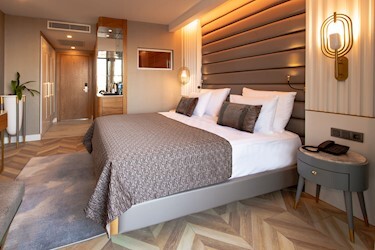 Comfort Standard Room Side Sea View