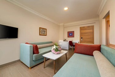 Family Room Anex Building