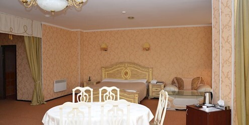 Premium Suite