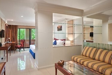 Grand Deluxe Room