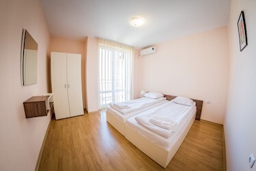 2 Bedrooms Apartment ROH
