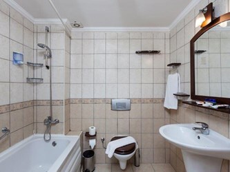 Economy Room