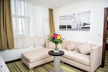 Suite Room