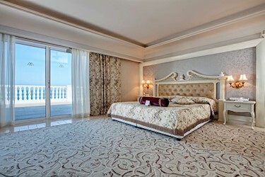 Deluxe Family Suite Grand Land