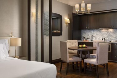 Suite with Kitchenette