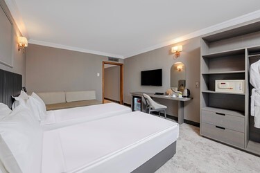Standard Room Land View