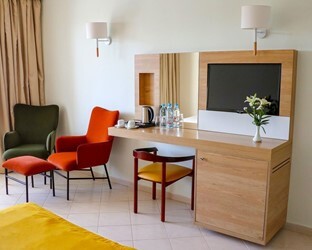 Promo Room