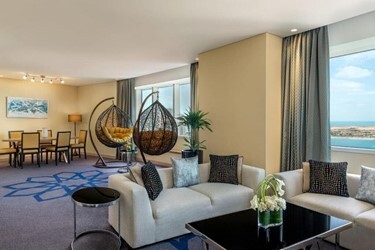 Deluxe Suite 1 Bedroom Suite 1 King