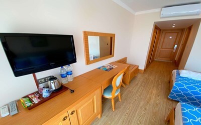 Economy Room