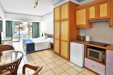 Studio Apartment Inland View