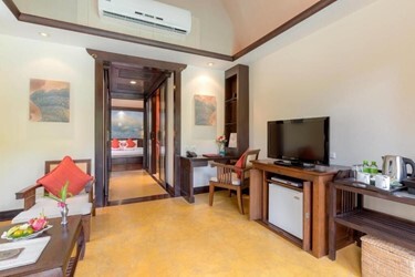 Tropical Villa