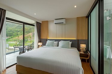 Premium Deluxe Room