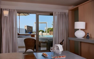 Pool Suite