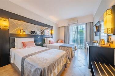 Standard Room Land View