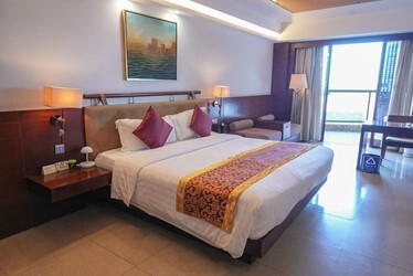 Deluxe Garden View Room