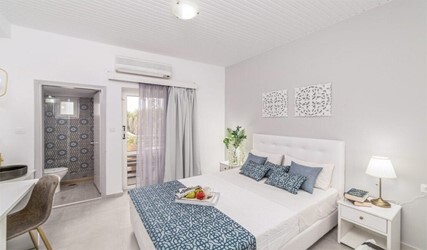 Double Room A/C