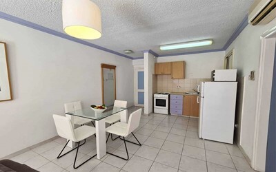 One Bedroom Apartment