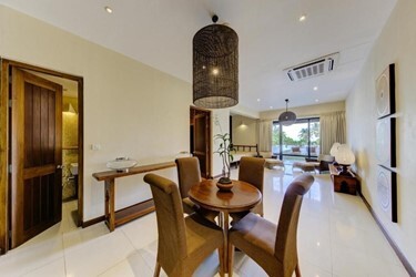 Paradise Suite