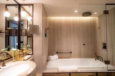 Ocean Deluxe Room