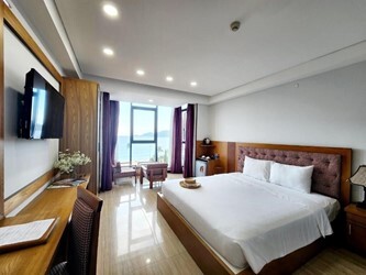Premier Sea View