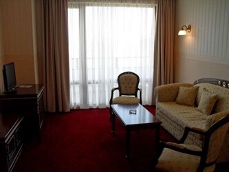 Apartment 1 Bedroom Lux