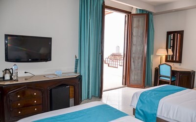 Deluxe Garden View Room