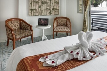 Economy Room