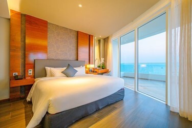 Executive Suite Ocean View