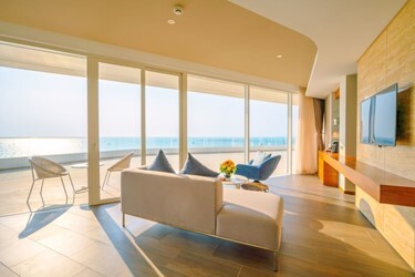 Executive Suite Ocean View