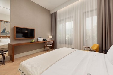 Superior Room Garden View Infinity