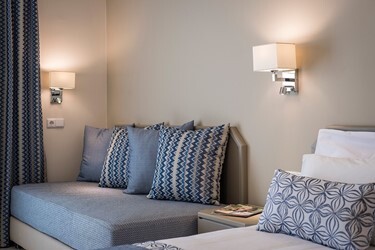 Family Room A/C