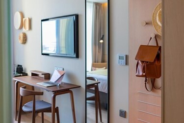 Standard Twin Room Inland View