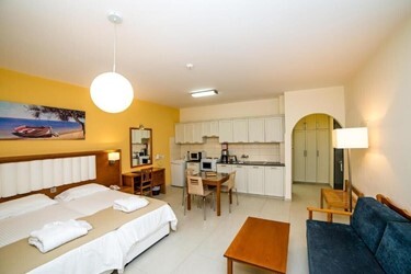 Superior Studio Limited Sea View