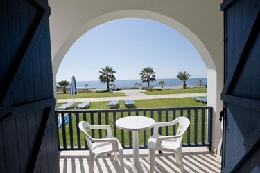 Superior Studio Limited Sea View