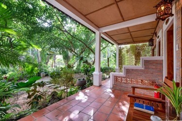 Deluxe Garden View