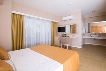  Double Room General