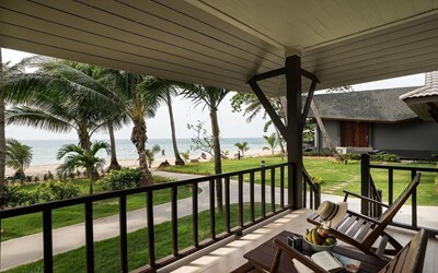 Beachfront Deluxe Villa