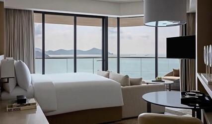 Fabulous 180 Degree Panoramic Ocean View Room,1 King