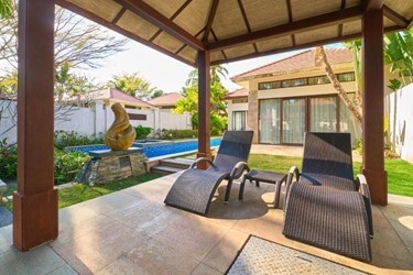 1-Bedroom Valentine pool Villa