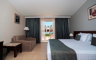 Bungalow Room