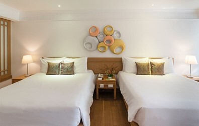 Deluxe Ocean Wing Room