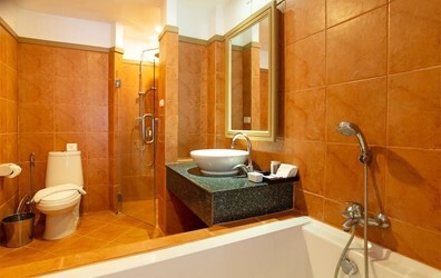 Deluxe Ocean Wing Room