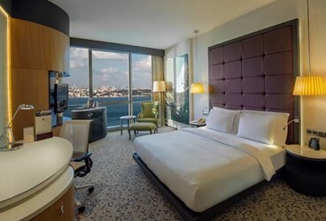 Deluxe with Sea View