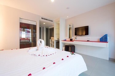 Grand Deluxe Room