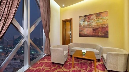 Season Suite