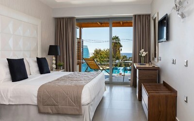 Junior Suite Private Pool SSV