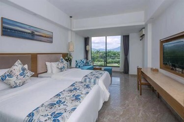 Garden View Twin beds Room